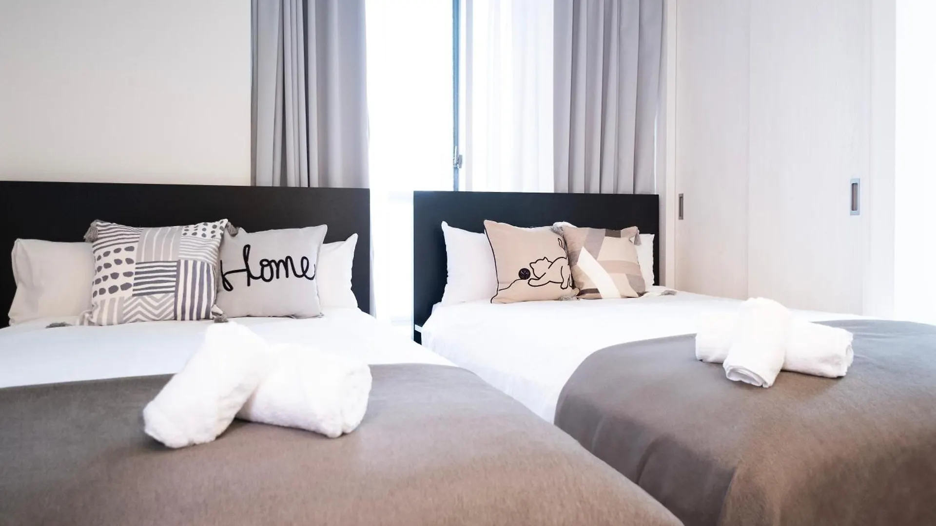 The Peak Namba Apartment Osaka 0*,